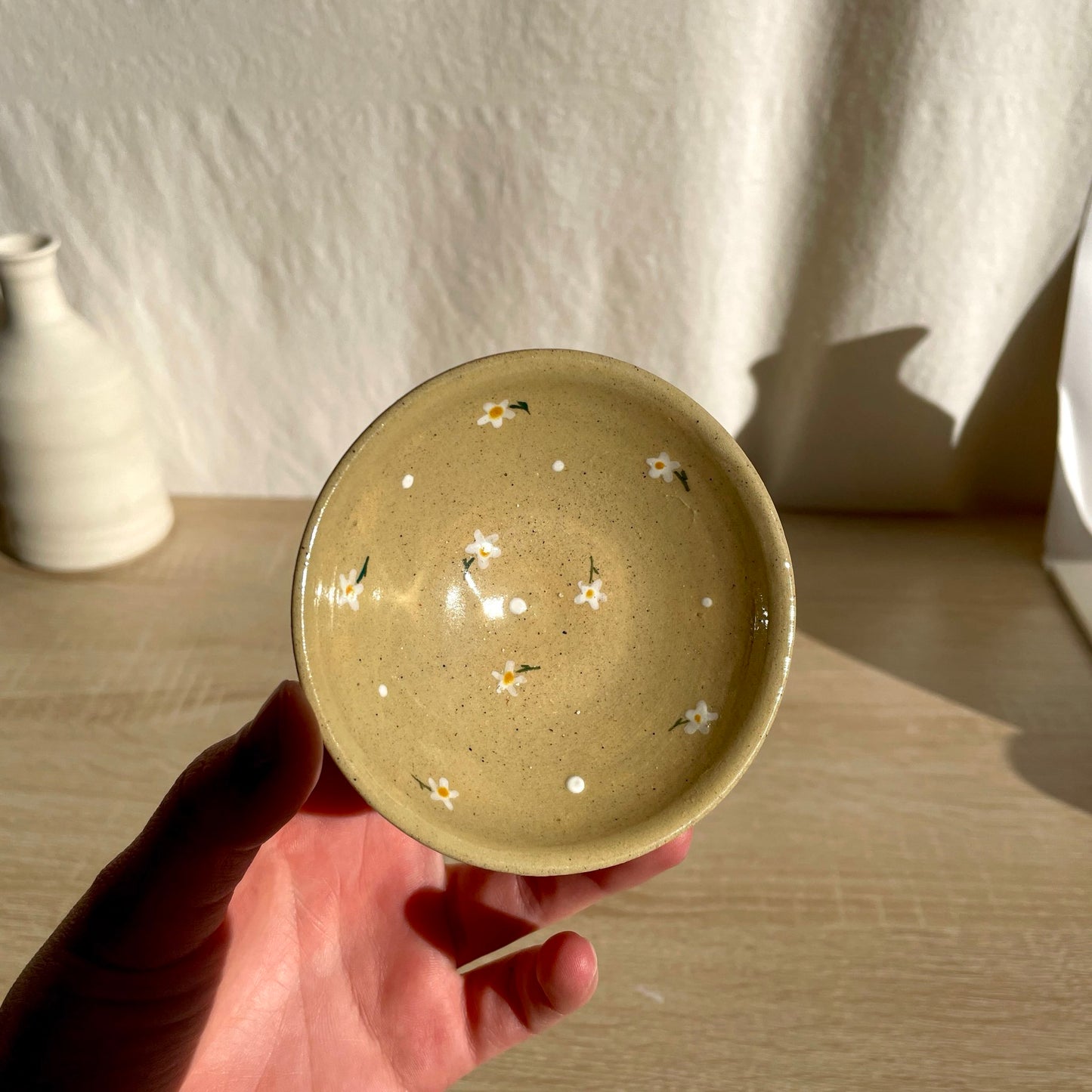 Daisy Pinch Bowl